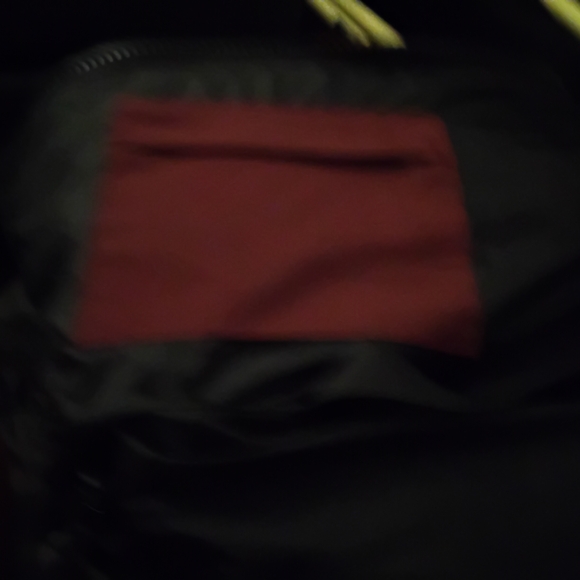 Canada Goose Women's Burgundy Jacket - Picture 10 of 12